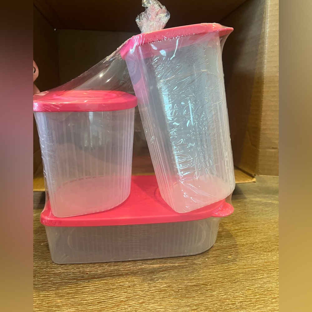 Tupperware containers